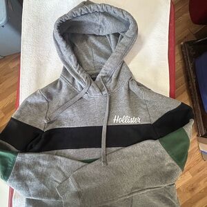 Hollister Girls Gray Hoodie with Black and Green Stripes